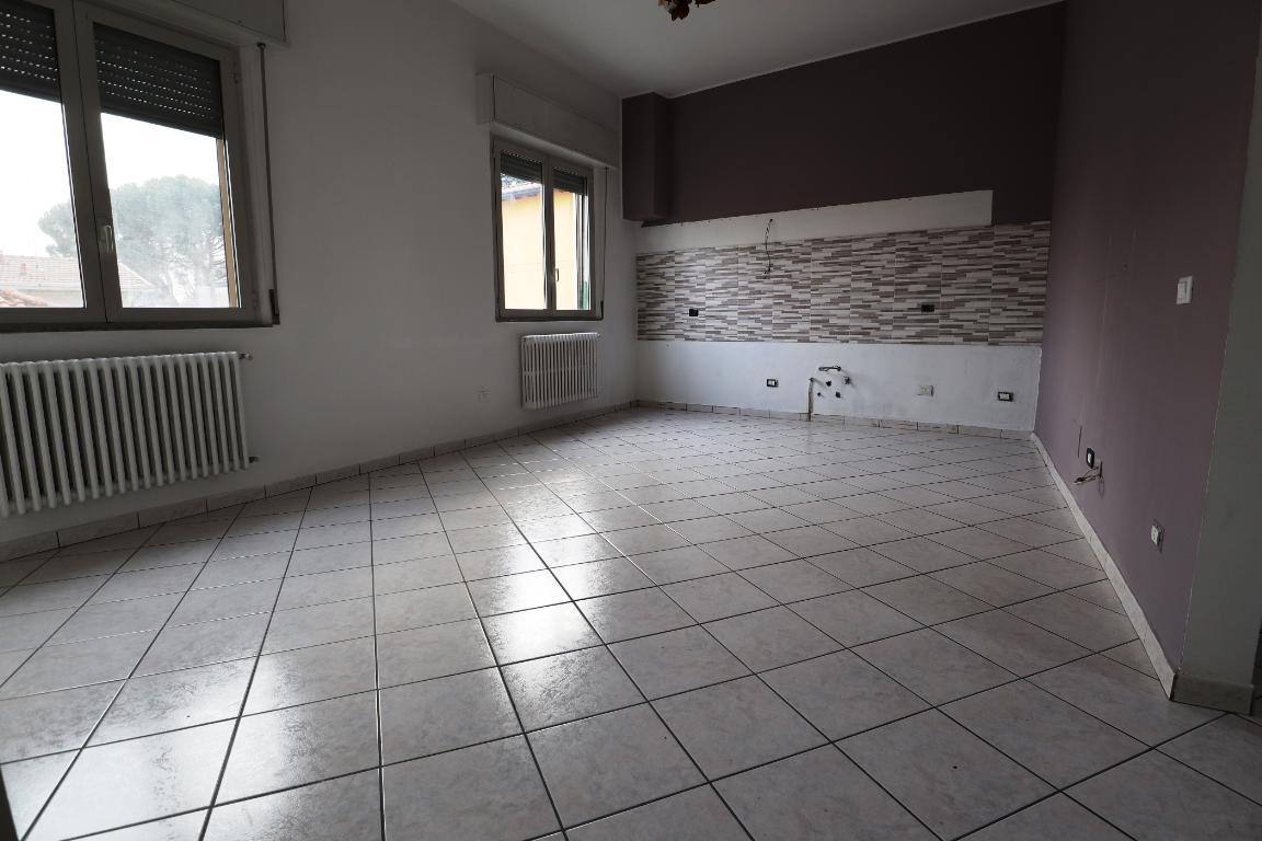 Appartamento MARIANO COMENSE vendita   Via XX Settembre air servizi immobiliari