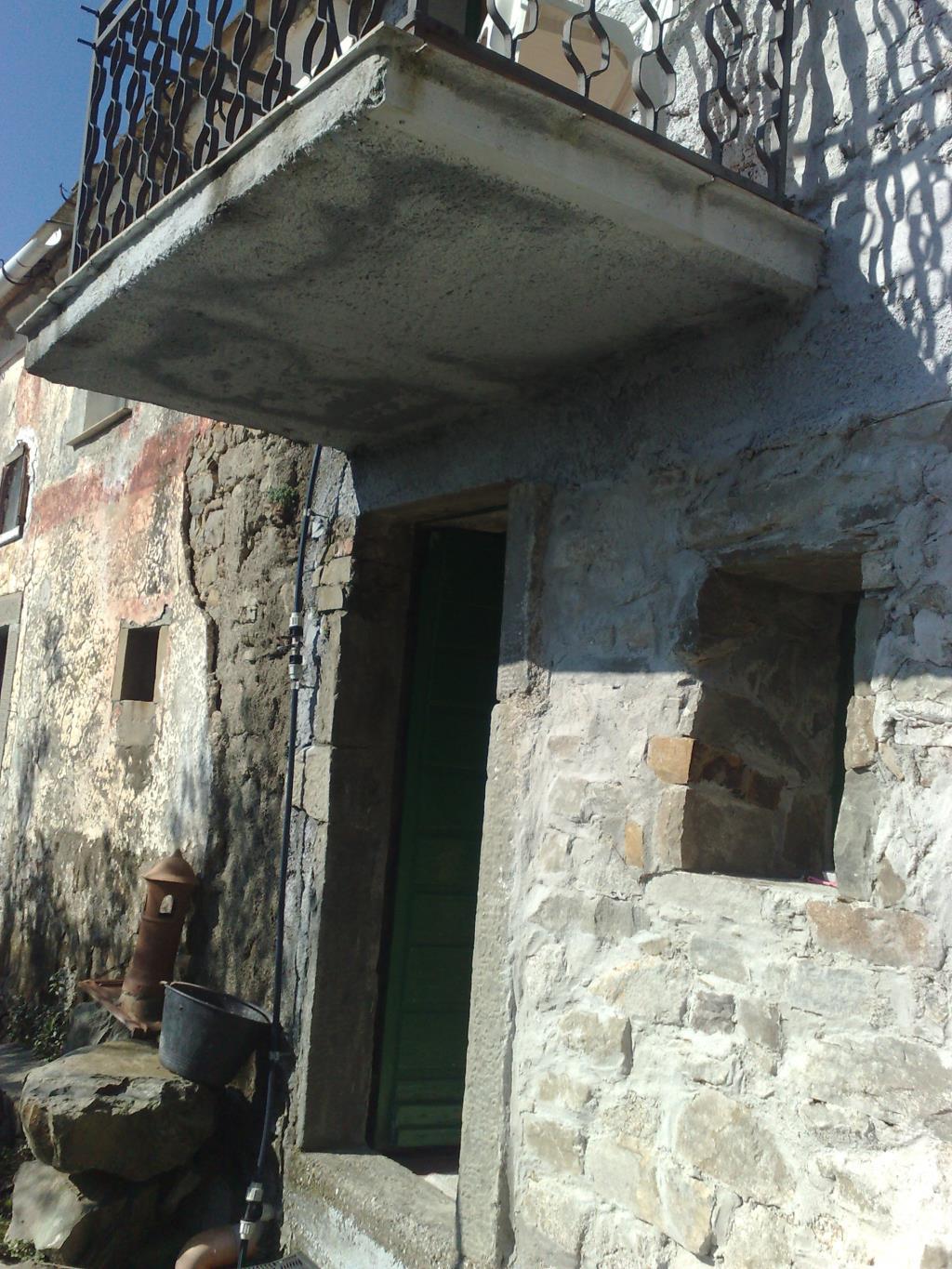 Rustico - Cascina LA SPEZIA vendita  BIASSA  GENERALE FONDIARIA Agenzia Migliarina