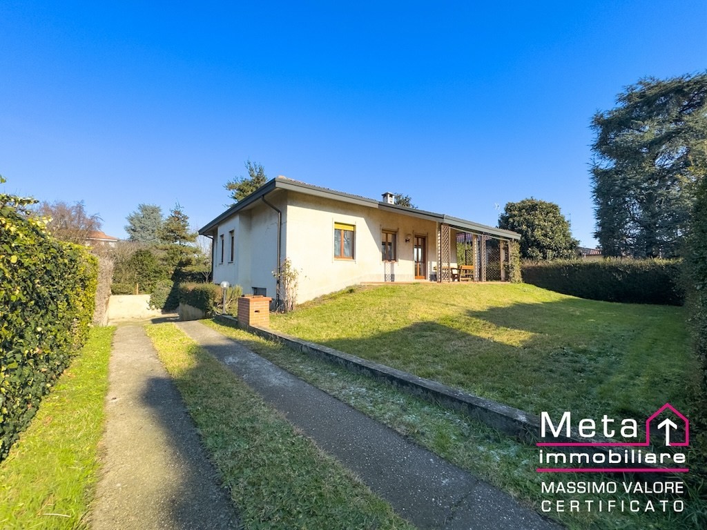 Villa in Vendita