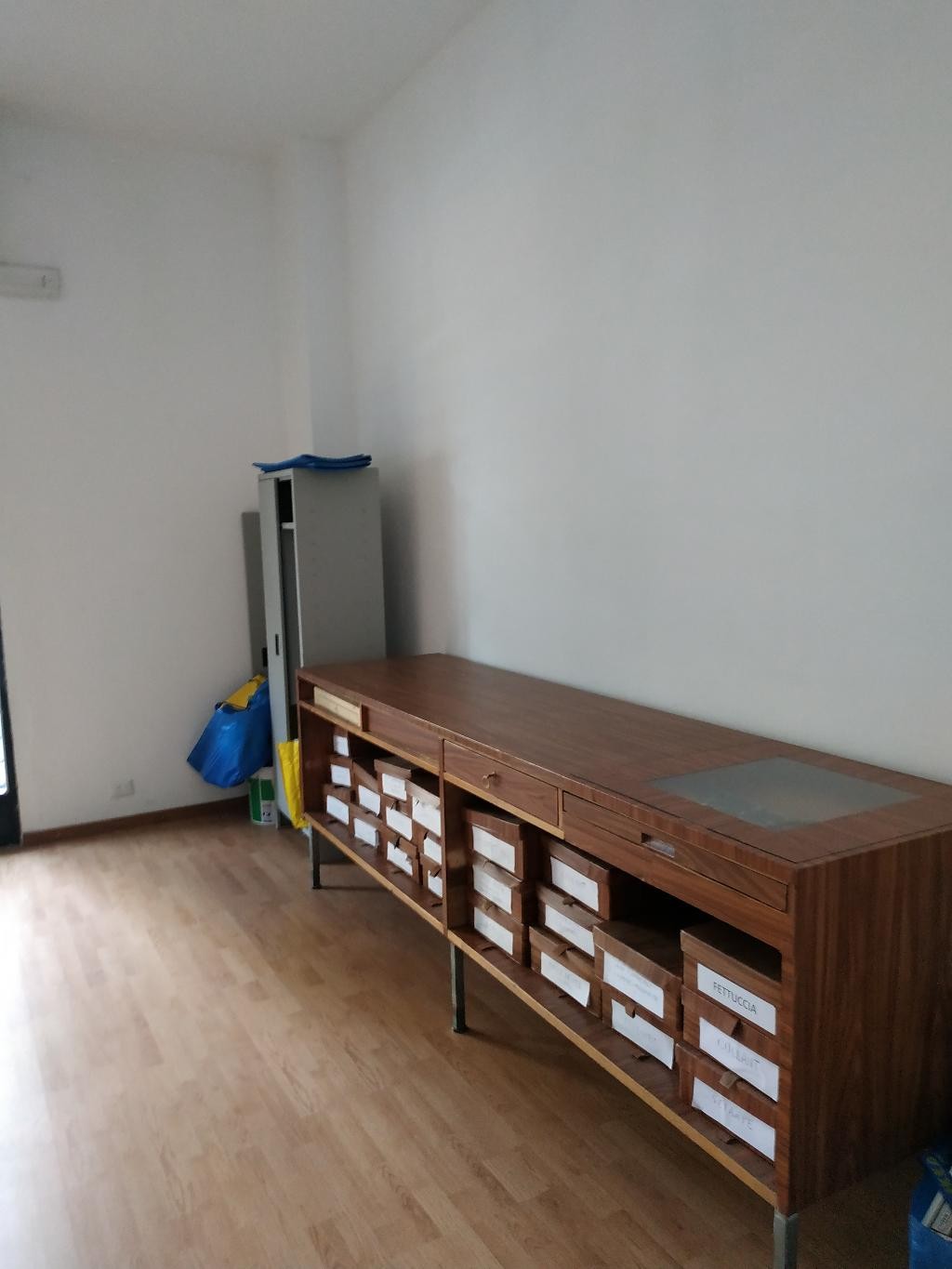 Negozio - Loc.Com. COMO affitto  BORGHI  Immobilfin s.a.s.