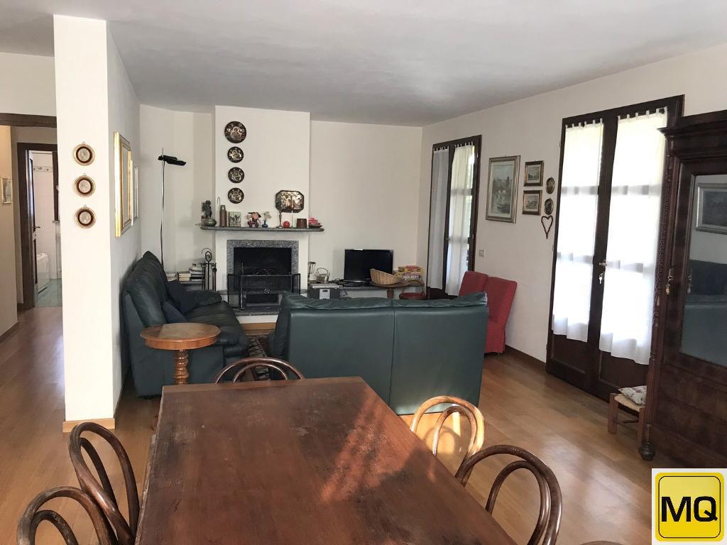 Villa CREMENO vendita   Via Noccoli Agenzia Immobiliare Metroquadro