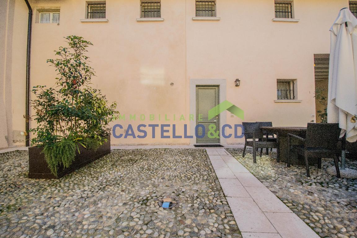 Villa Semi Indipendente POLPENAZZE DEL GARDA vendita   via dei prati CASTELLO&CD Immobiliare di Rambaldini Loretta