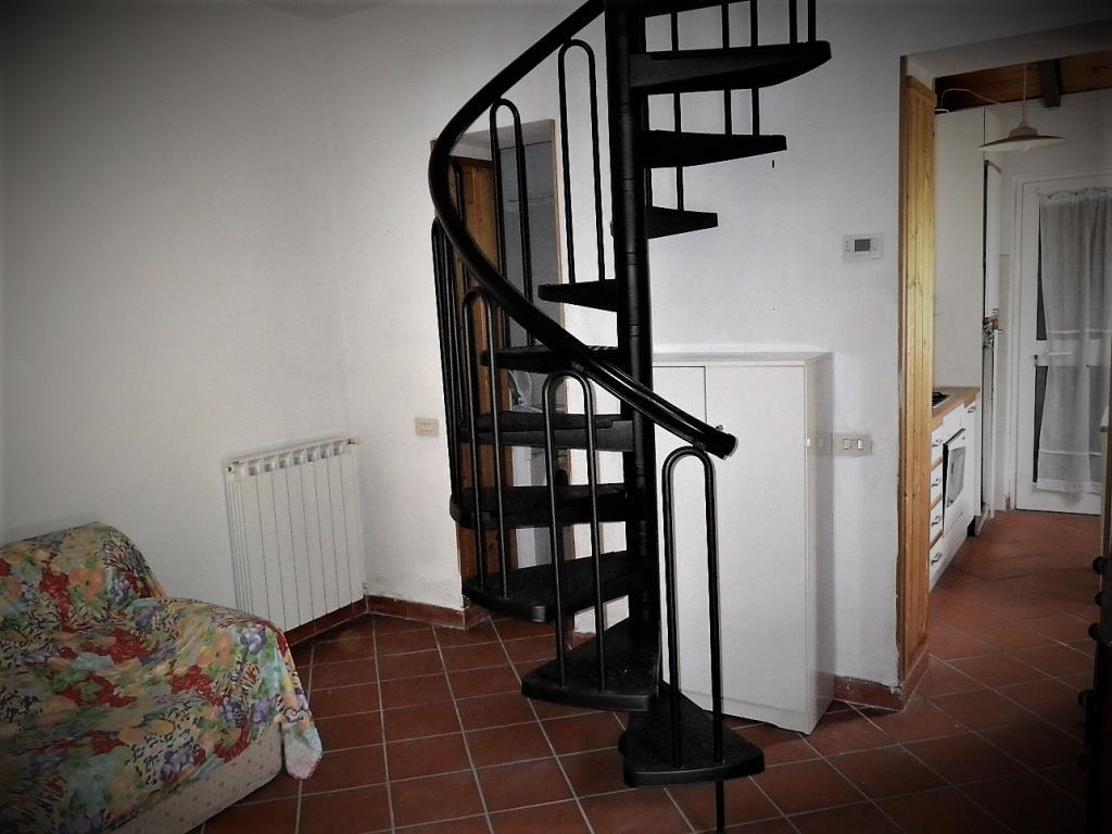 Villa Unifamiliare - Indipendente AMEGLIA vendita    IL CENTRO IMMOBILIARE snc di Stefano Santi