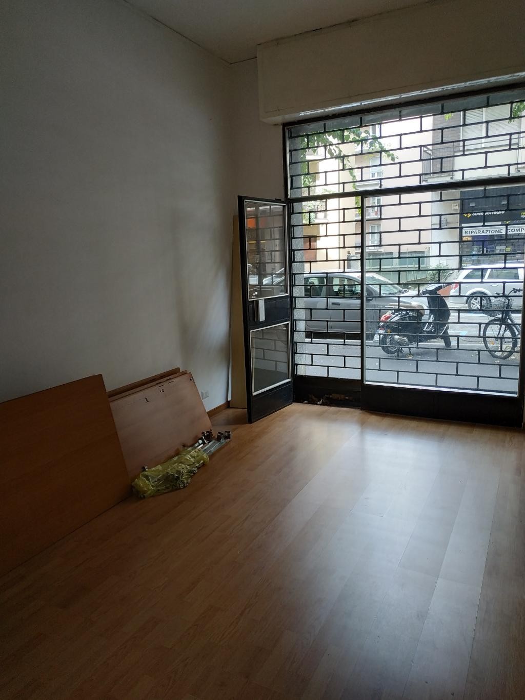 Negozio - Loc.Com. COMO affitto  BORGHI  Immobilfin s.a.s.