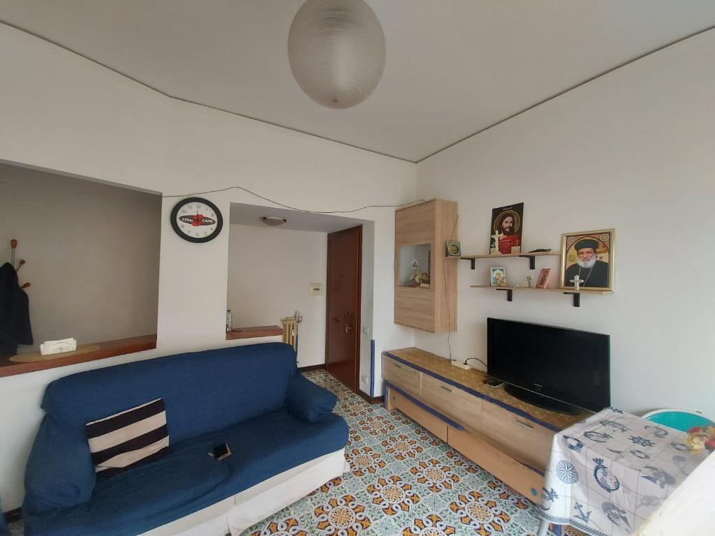 Appartamento SEREGNO vendita   via Rismondo air servizi immobiliari