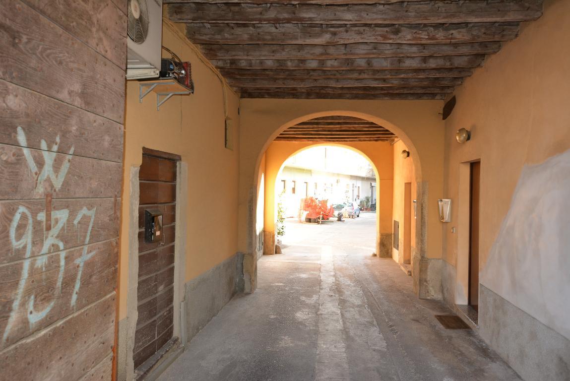 Appartamento LOMAGNA vendita   PIAZZA DELLA CHIESA Lomacase di Restelli Thomas & C.