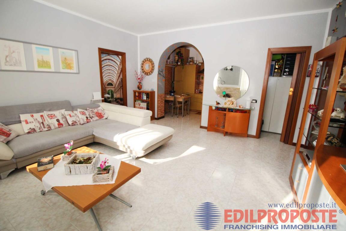  cogliate vendita quart:  edilproposte-lazzate