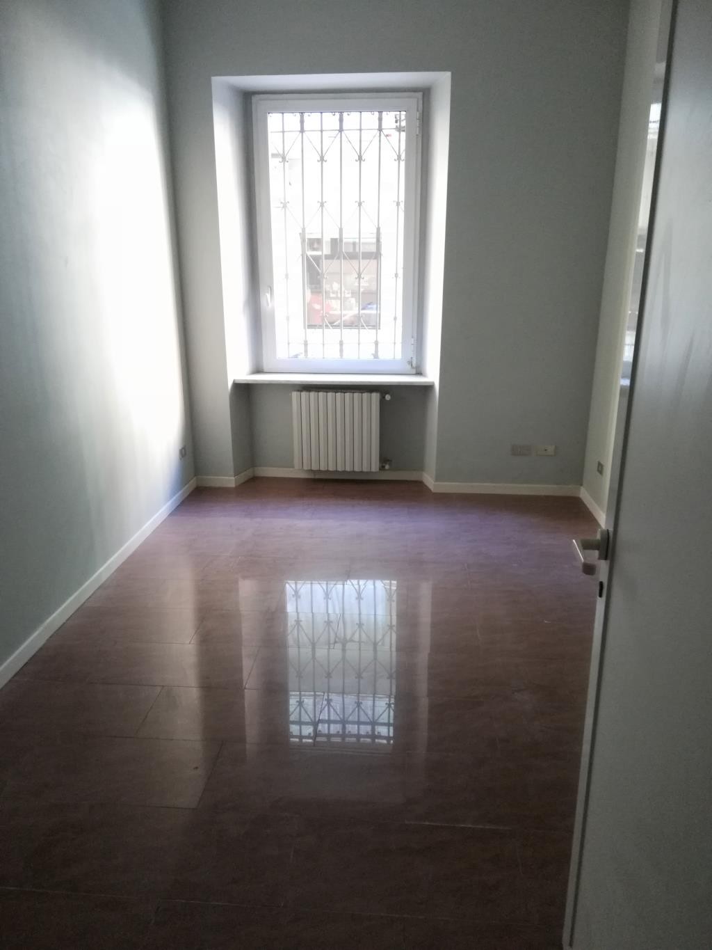 Ufficio - Loc.Com. ASTI affitto   Via comentina TUTTOCASE Agenzia Immobiliare