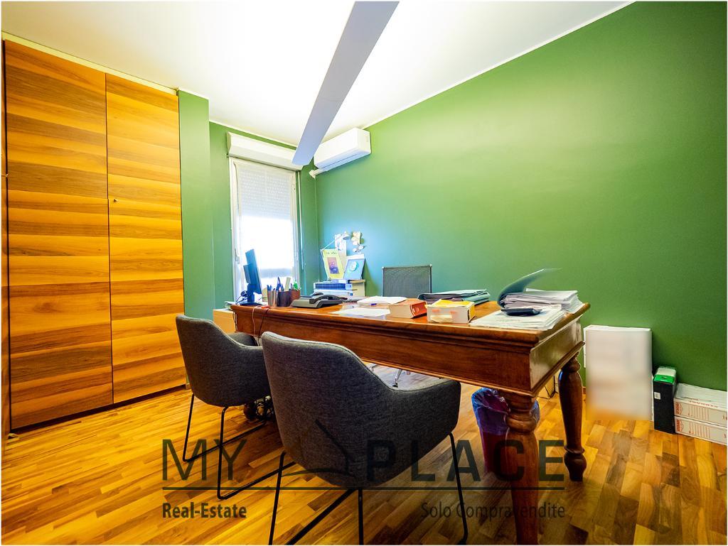 Ufficio - Loc.Com. LECCO vendita   Via Parini My Place Italy