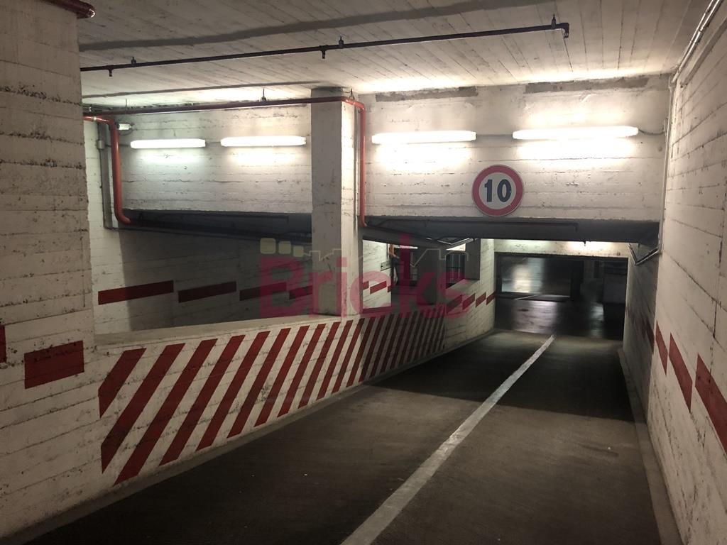 Box auto - Posto auto MILANO vendita  BRERA  BRICKS SRL