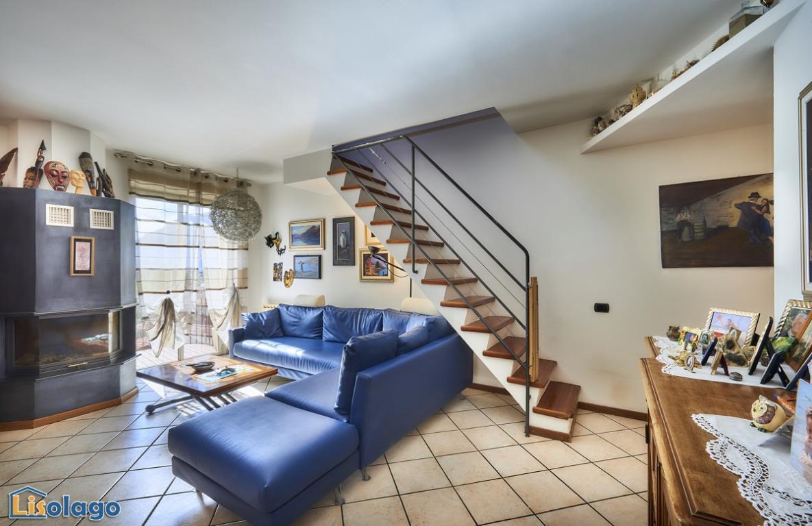 Appartamento MANDELLO DEL LARIO vendita   Via dei Partigiani Lisolago Servizi Immobiliari