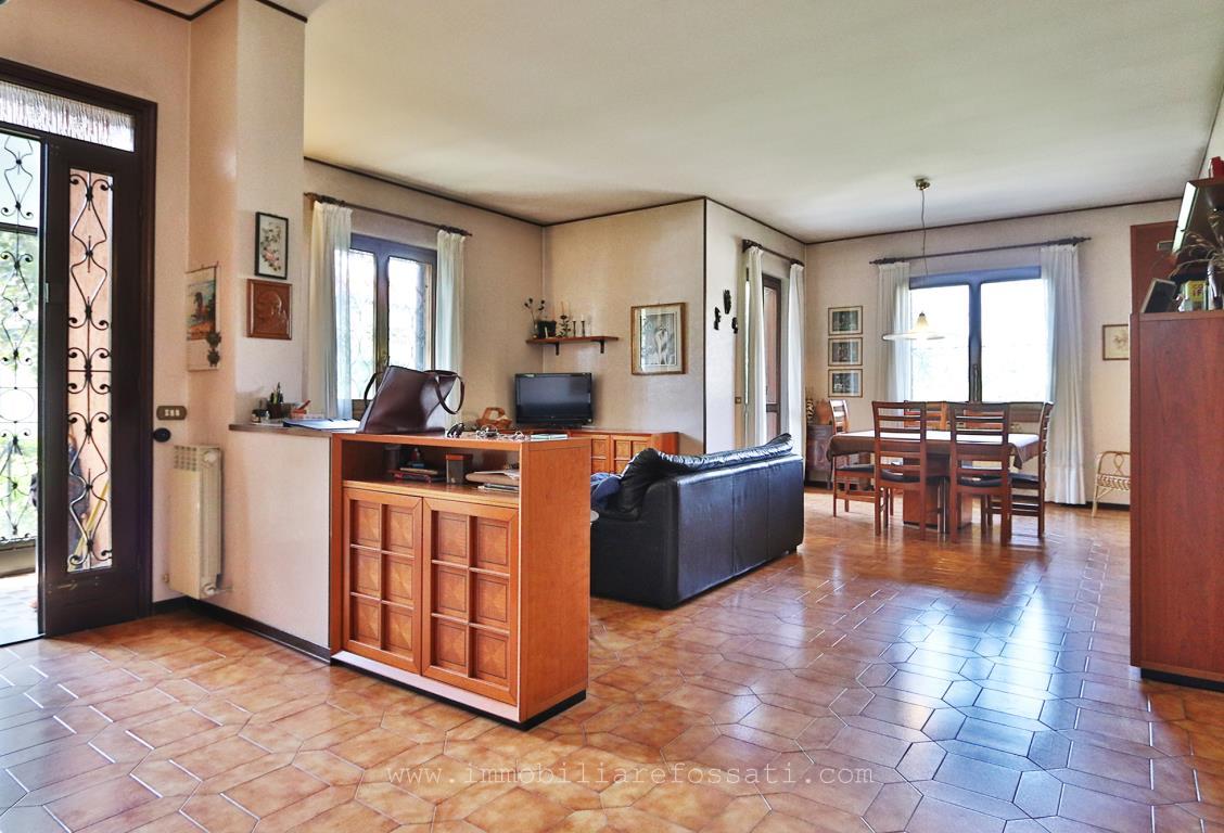 Villa BELLUSCO vendita   via Bergamo FOSSATI INTERMEDIAZIONI IMMOBILIARI S.A.S.
