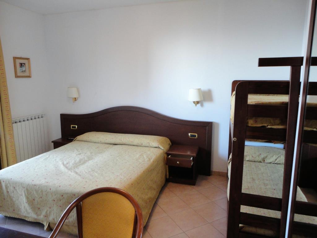 Villa Unifamiliare - Indipendente FOSDINOVO vendita    IL CENTRO IMMOBILIARE snc di Stefano Santi