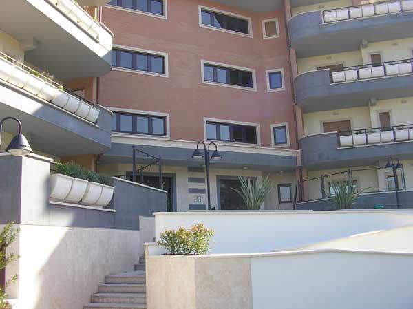  roma vendita quart: cassia flaminia samo italia srl