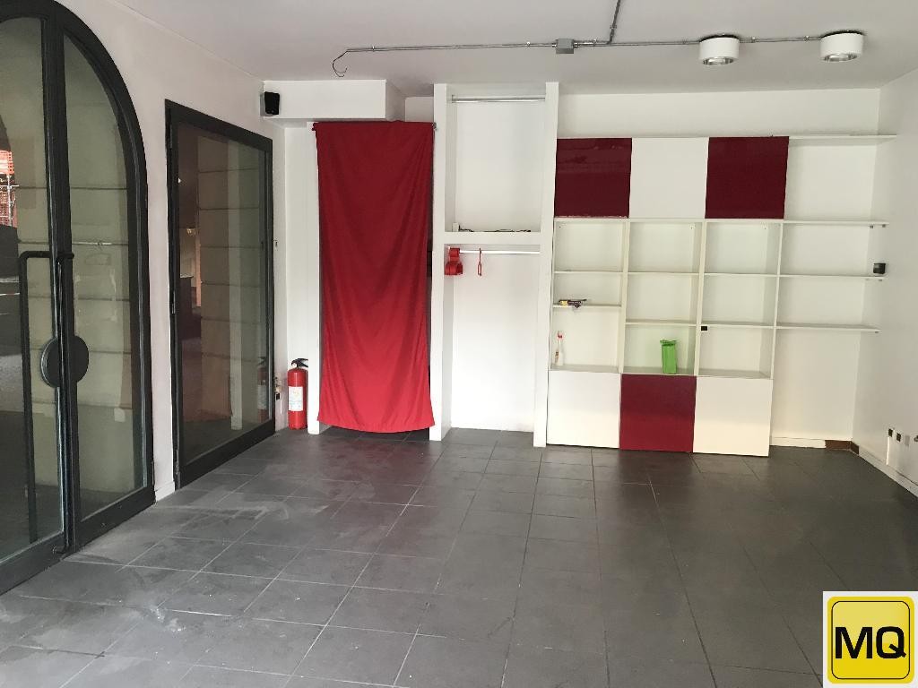Negozio - Loc.Com. LECCO affitto   Via Camillo Benso Conte di Cavour Agenzia Immobiliare Metroquadro