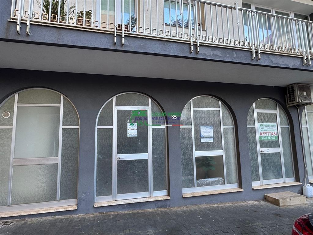 Ufficio in Affitto