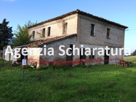  vallefoglia vendita quart:  agenzia-immobiliare-schiaratura