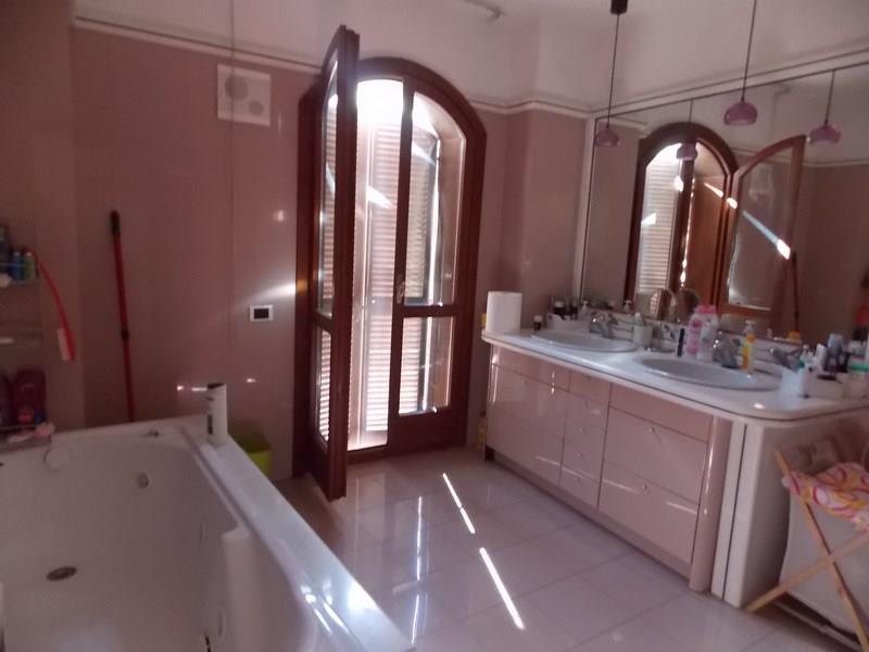 Affittasi prestigiosa villa a San Benedetto del Tronto (AP)