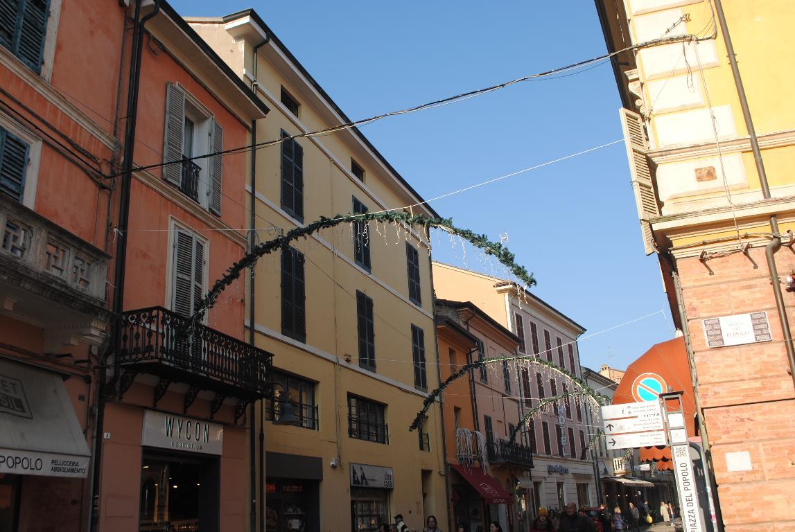 Ufficio - Loc.Com. RAVENNA vendita  CENTRO VIA IV NOVEMBRE S.CO.R. RAVENNA SRL