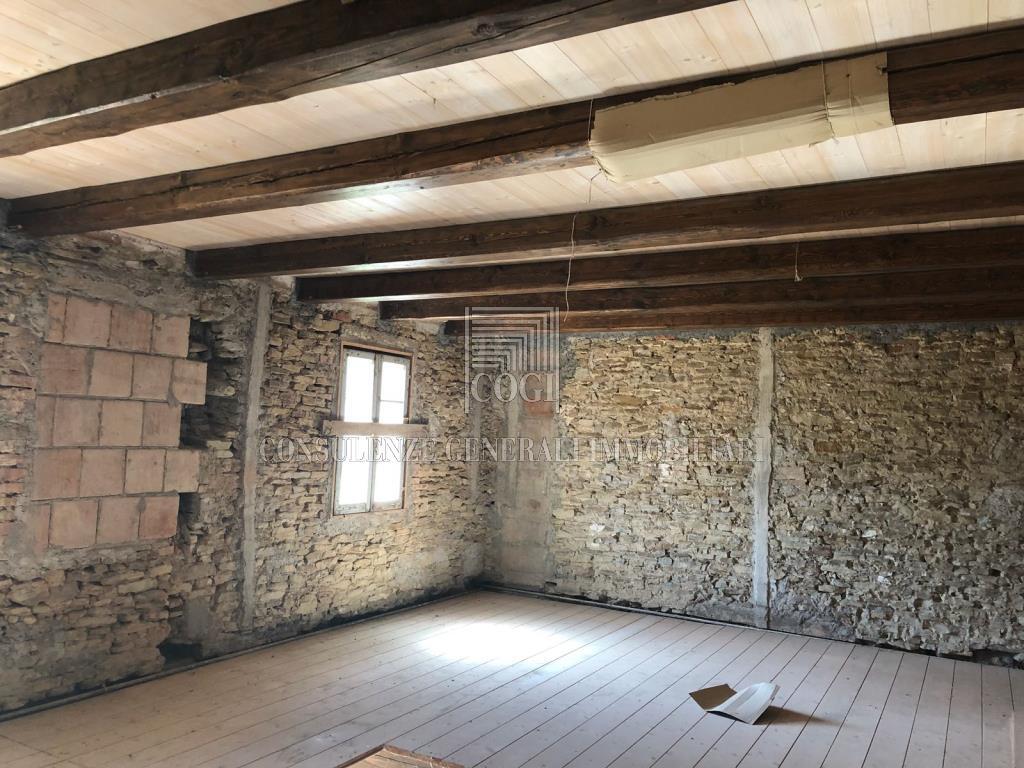Villa Unifamiliare - Indipendente BORGO TOSSIGNANO vendita   Via Valle Compro Casa Srl