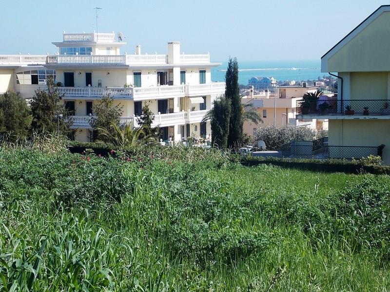 Terreno in vendita a Grottammare per commerciale