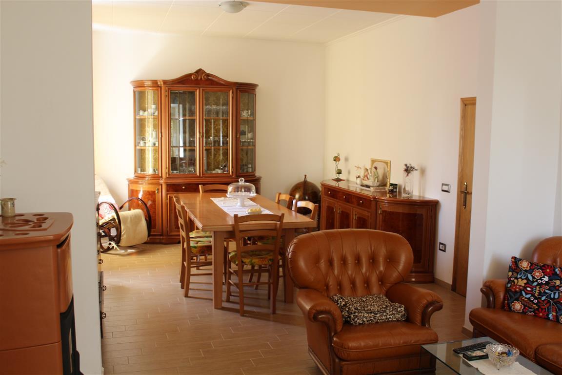 Villa Affiancata - Schiera MONTECALVO IN FOGLIA vendita    Agenzia Montecchio Casa