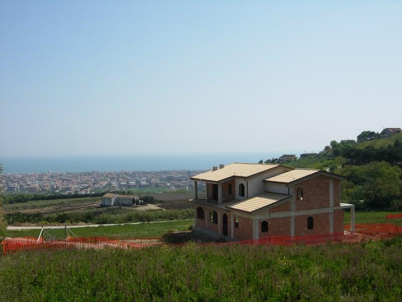 Rif. LC1586 Villa in vendita a Colonnella con vista mare