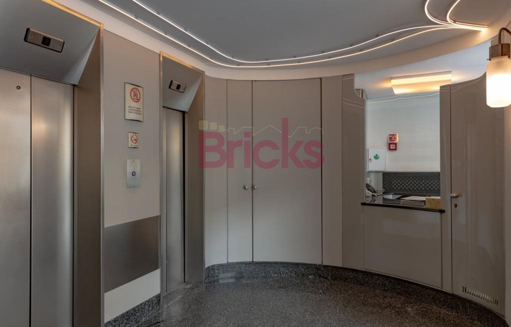 Ufficio - Loc.Com. MILANO affitto   CORSO EUROPA BRICKS SRL