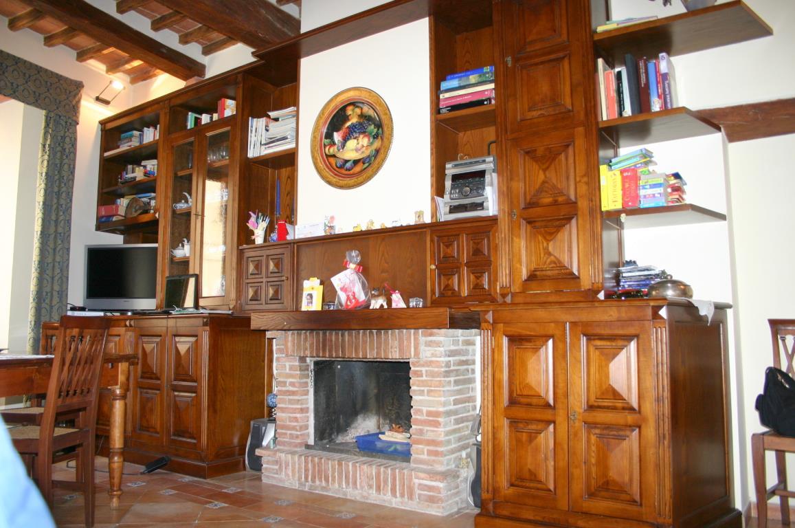  asciano vendita quart:  agenzia siena immobiliare di moscadelli lucia