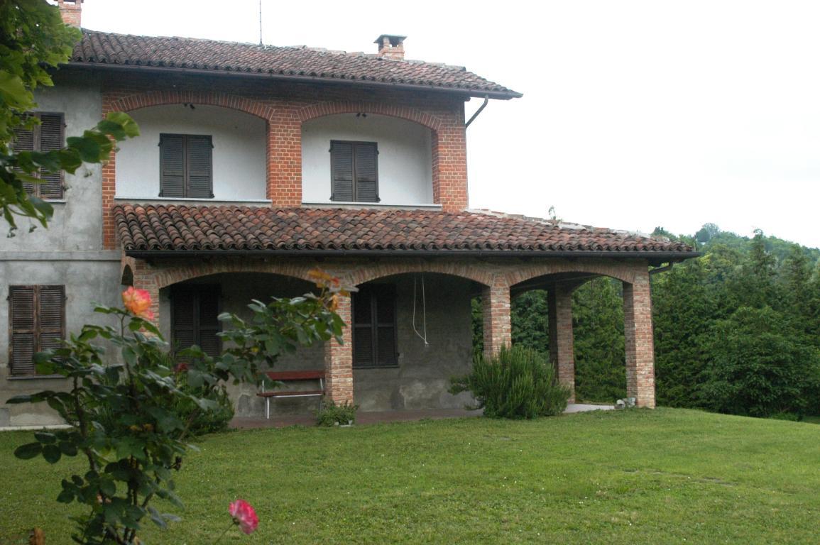 Villa Unifamiliare - Indipendente CASTELL