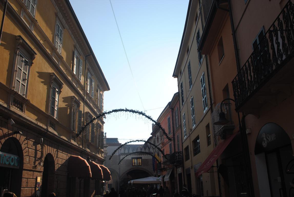 Ufficio - Loc.Com. RAVENNA vendita  CENTRO VIA IV NOVEMBRE S.CO.R. RAVENNA SRL