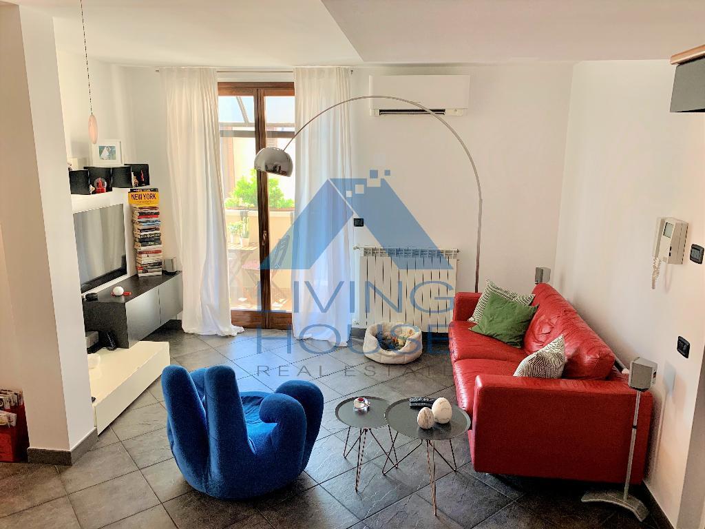Appartamento CORREZZANA vendita   Via Kennedy Living House Srl