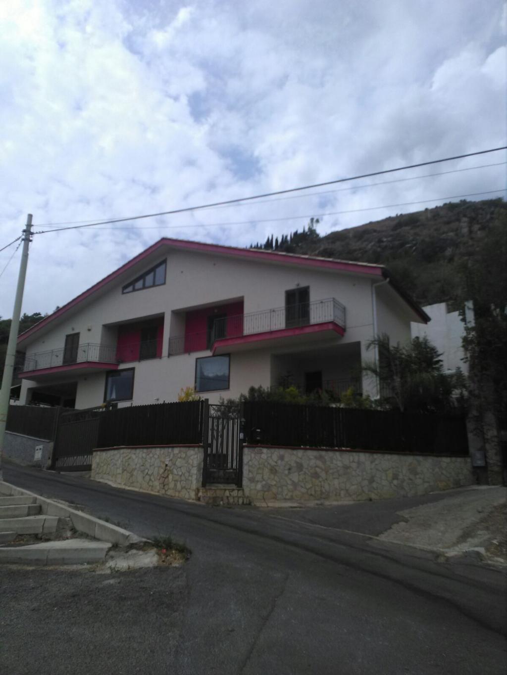  monreale vendita quart:  punto casa di claudio costantino