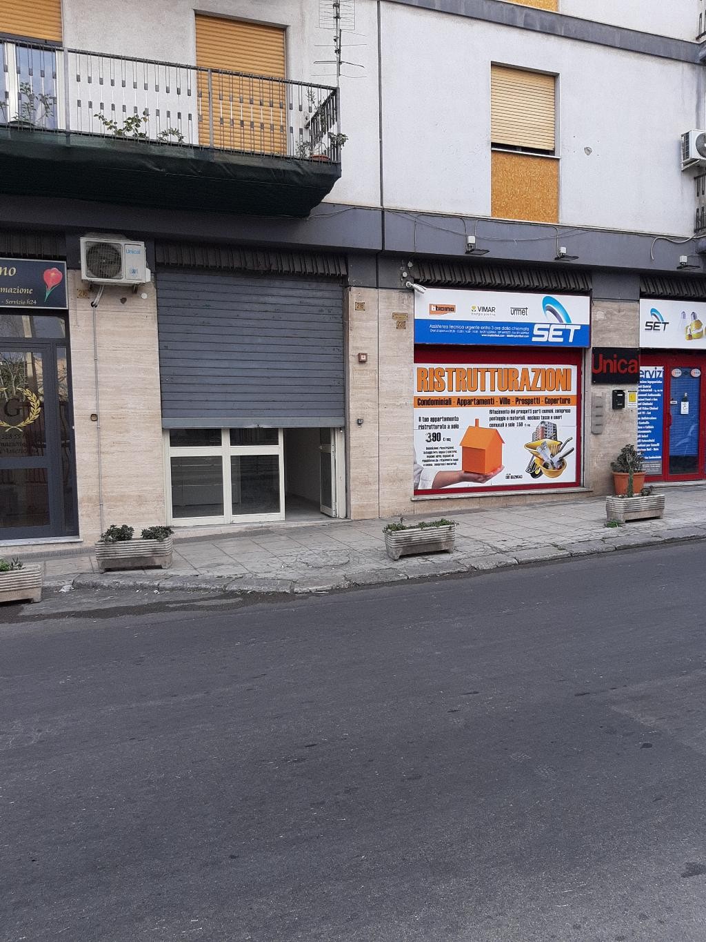 Negozio - Loc.Com. PALERMO affitto   via cappuccini Punto Casa di Claudio Costantino