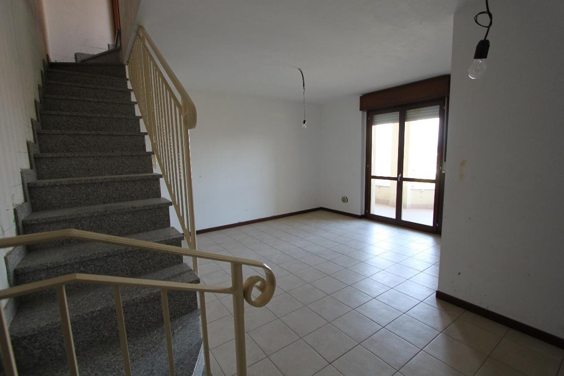 Appartamento VIMERCATE vendita   via fermi Immobiliare Brianza Sas