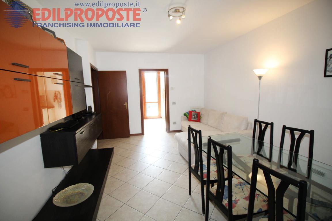 Villa Affiancata - Schiera CERIANO LAGHETTO vendita   via Verdi Edilproposte Lazzate