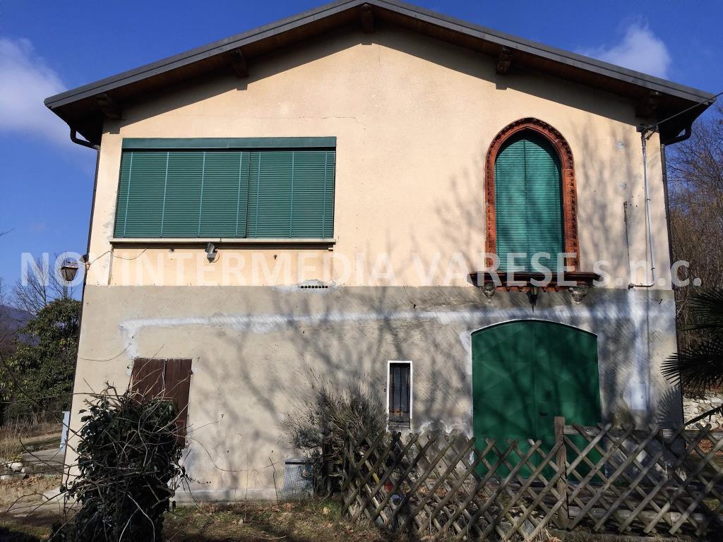 Villa Unifamiliare - Indipendente COCQUIO-TREVISAGO vendita   via Campo dei Fiori NOVINTERMEDIA VARESE SNC