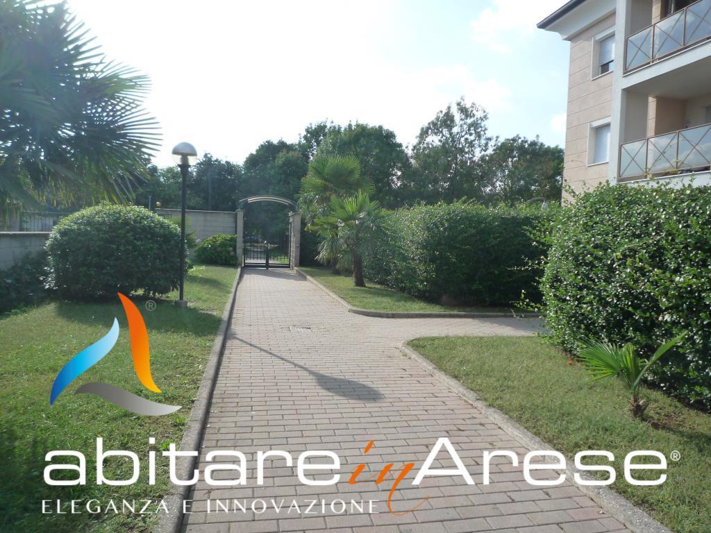  arese vendita quart:  abitare in arese srls