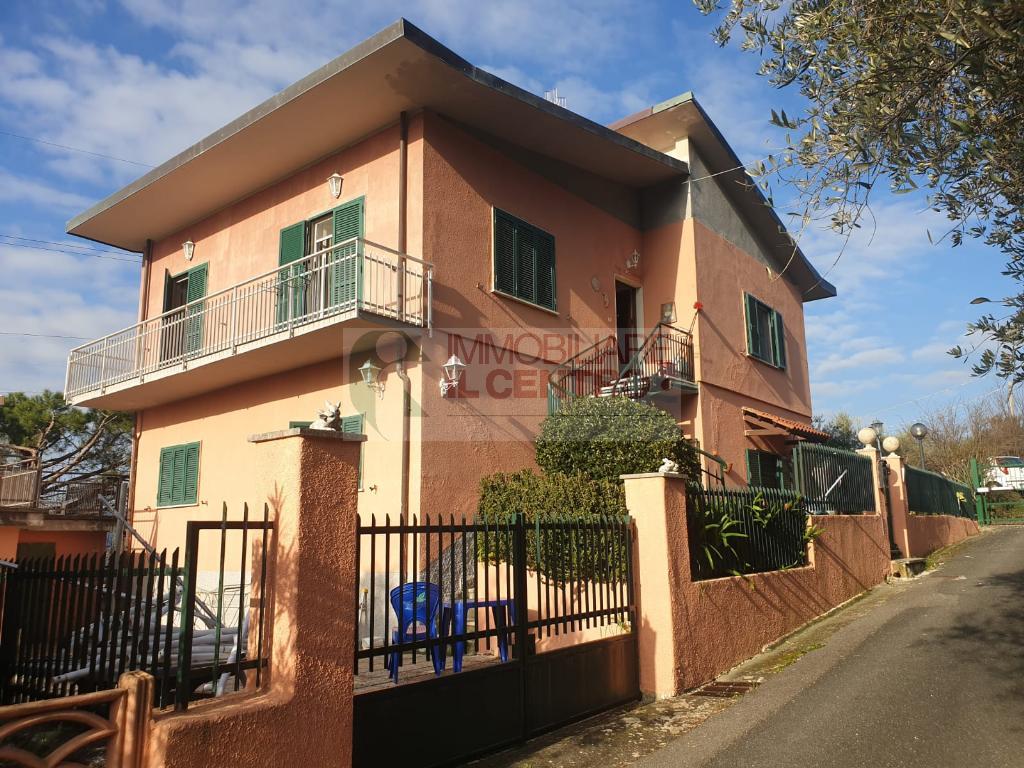  castelnuovo magra vendita quart:  il centro immobiliare snc di stefano santi