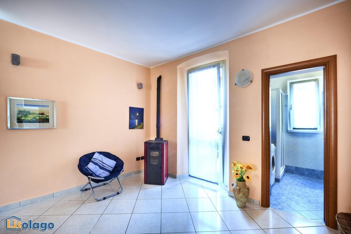 Villa Unifamiliare - Indipendente MANDELLO DEL LARIO vendita   Via Aldo Moro Lisolago Servizi Immobiliari