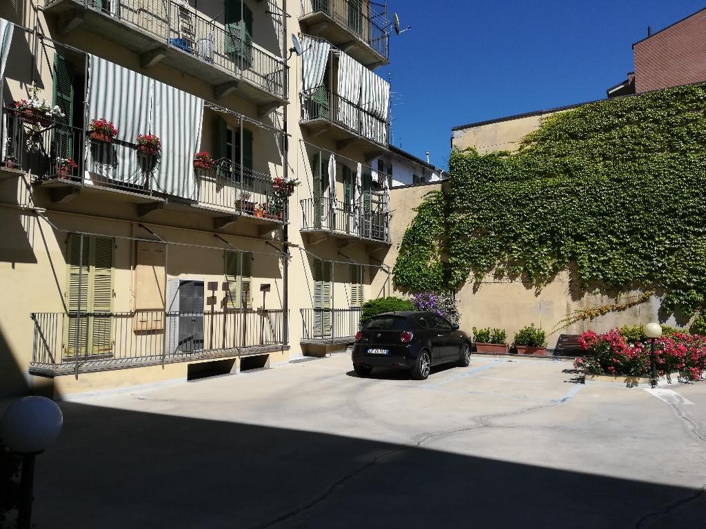  asti affitto quart:  tuttocase-agenzia-immobiliare