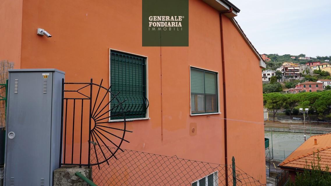 Villa Unifamiliare - Indipendente PORTOVENERE vendita    GENERALE FONDIARIA Agenzia Migliarina