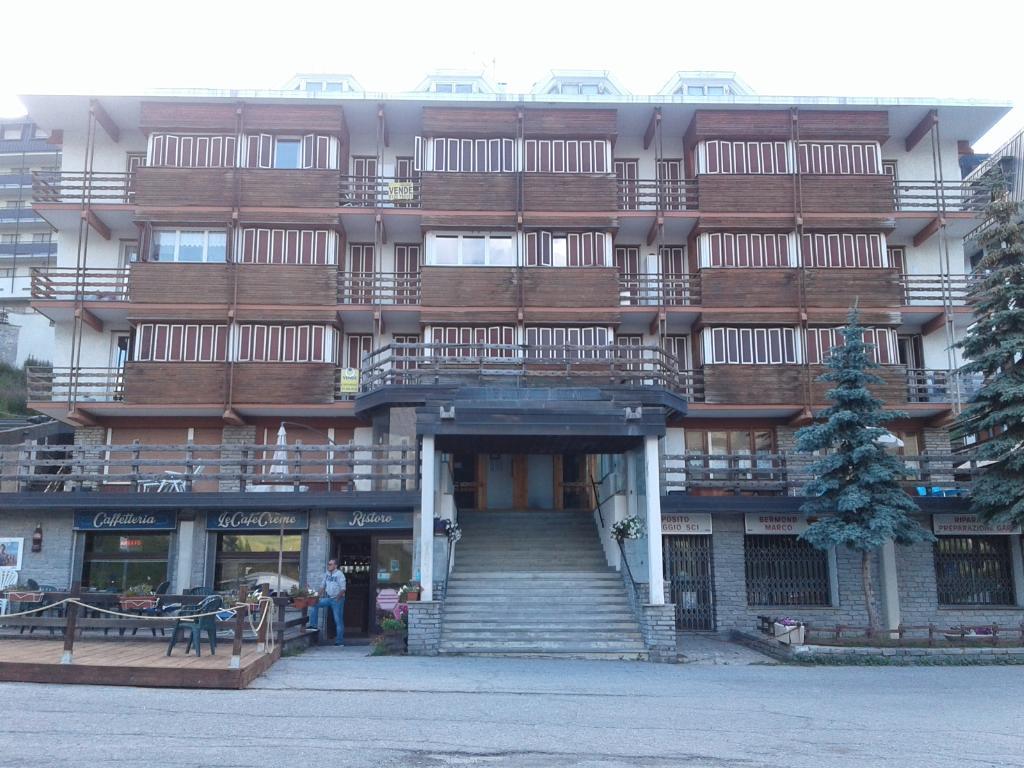  sestriere vendita quart:  bimar-sas-di-rossi-ivano-&-c.