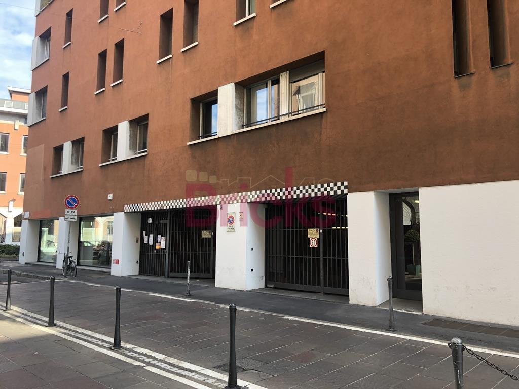 Box auto - Posto auto MILANO vendita  BRERA  BRICKS SRL