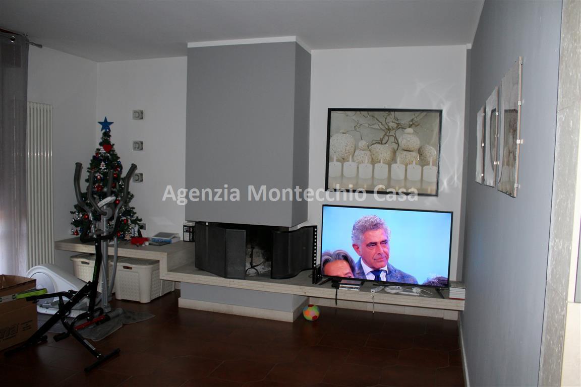  pesaro vendita quart:  agenzia montecchio casa