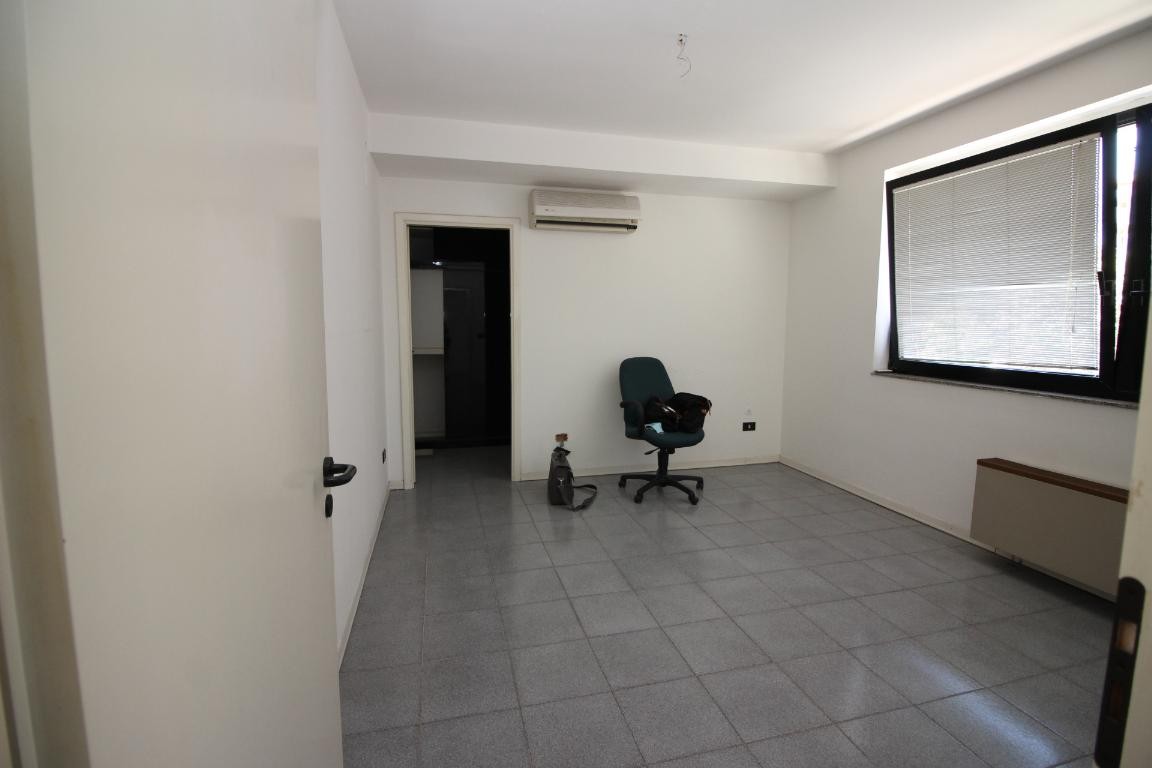 Ufficio - Loc.Com. SIRACUSA affitto    Progetto Immobiliare di Salvo Loreto