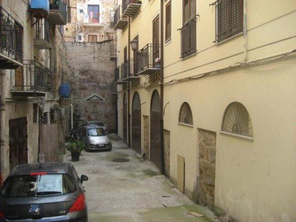 Negozio - Loc.Com. PALERMO vendita   Via Generale Cadorna 7/8 PUNTO CASA VIRGA Srl