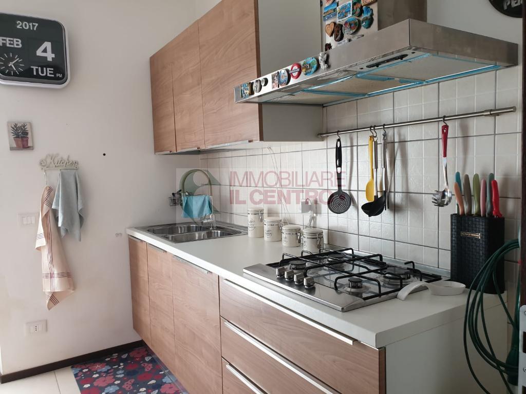  santo stefano di magra vendita quart:  il centro immobiliare snc di stefano santi