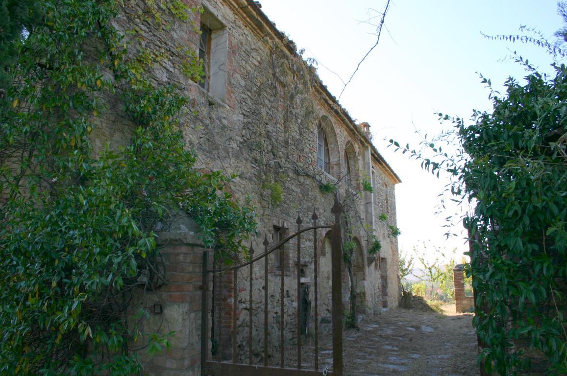  asciano vendita quart:  agenzia siena immobiliare di moscadelli lucia