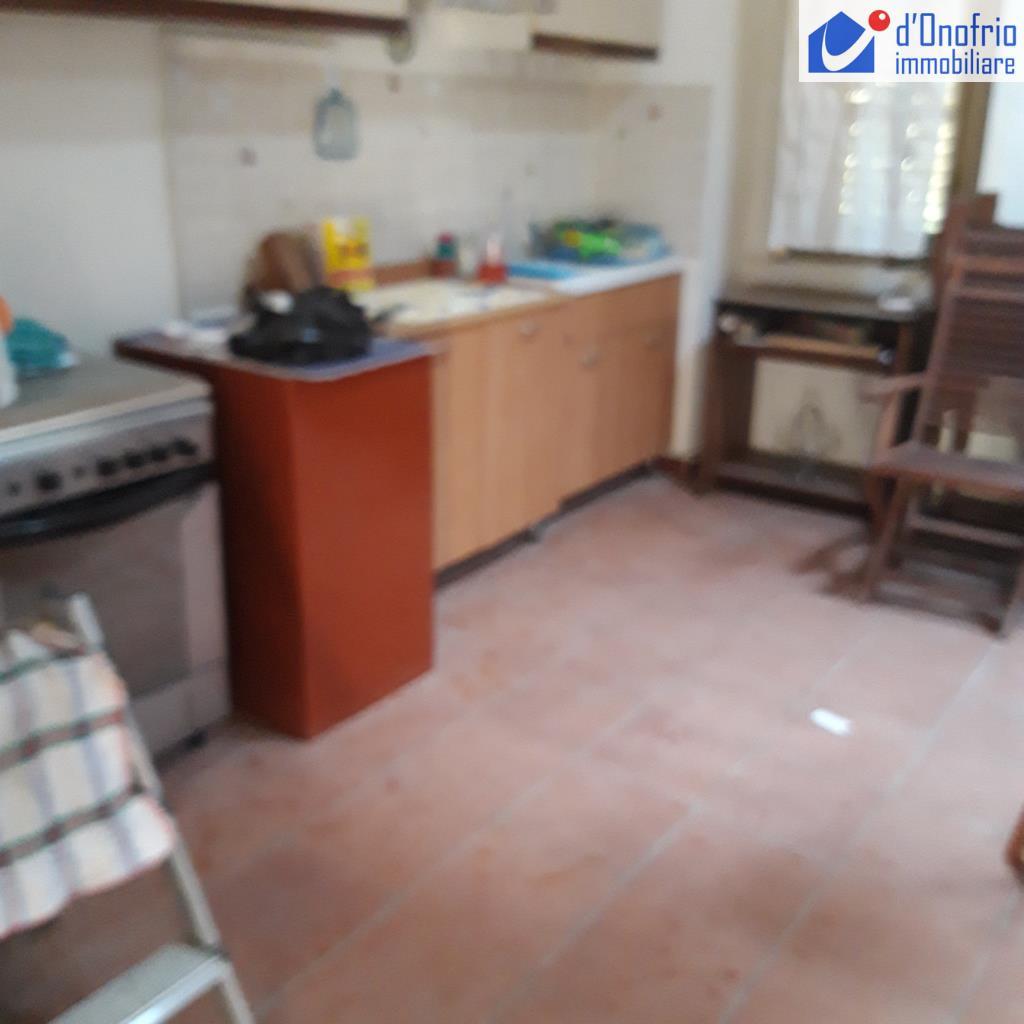 Villa TORO vendita   CONTRADA COLLE LAURO STUDIO IMMOBILIARE  d